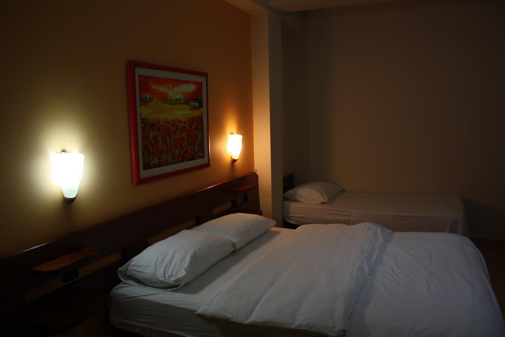 Hotel Martini Vlore Room photo